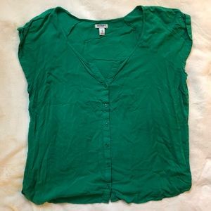 Green button down